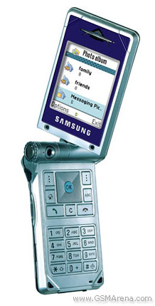  Samsung D700 